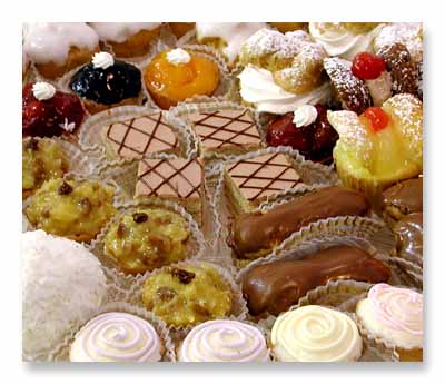 http://www.indiafloristonline.com/images/cakes/pastries.jpg