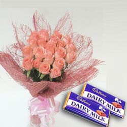 12 roses bouquet, 2 chocolates