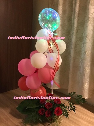 Led Light balloon Pink red white balloons arrangement with roses