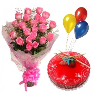 1/2 Kg Strawberry Cake with 3 Air Filled Balloons 12 Pink roses