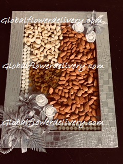 1 kg mix dryfruit in a decorated tray