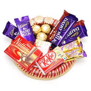 1 Nutties 4 dairy milk 2 5 star 3 ferrero in tray ( tray may vary)