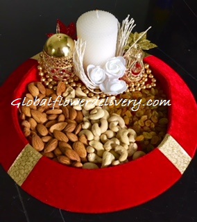 500 gm mix dryfruit in a decorated tray